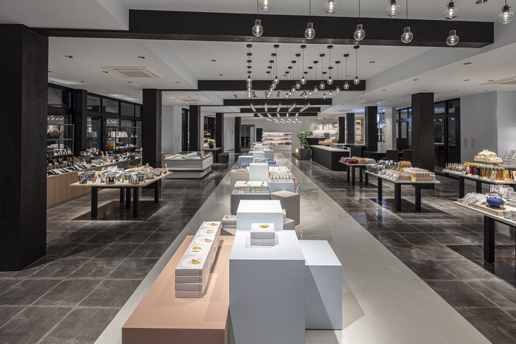 清川屋様茶屋勘左衛門店舗内装画像