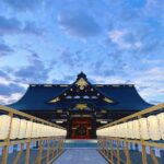 山形県護国神社平和のご献灯設営工事画像