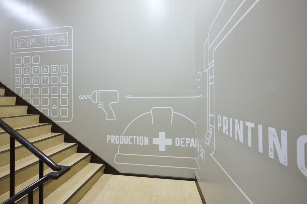 山新建装ワークラウンジ画像