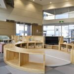 トヨタカローラ山形南一番町店様リニューアル内装写真